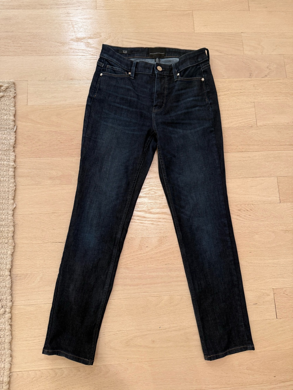 White House Black Market Dark Blue Slim Sculpt Jeans 4P